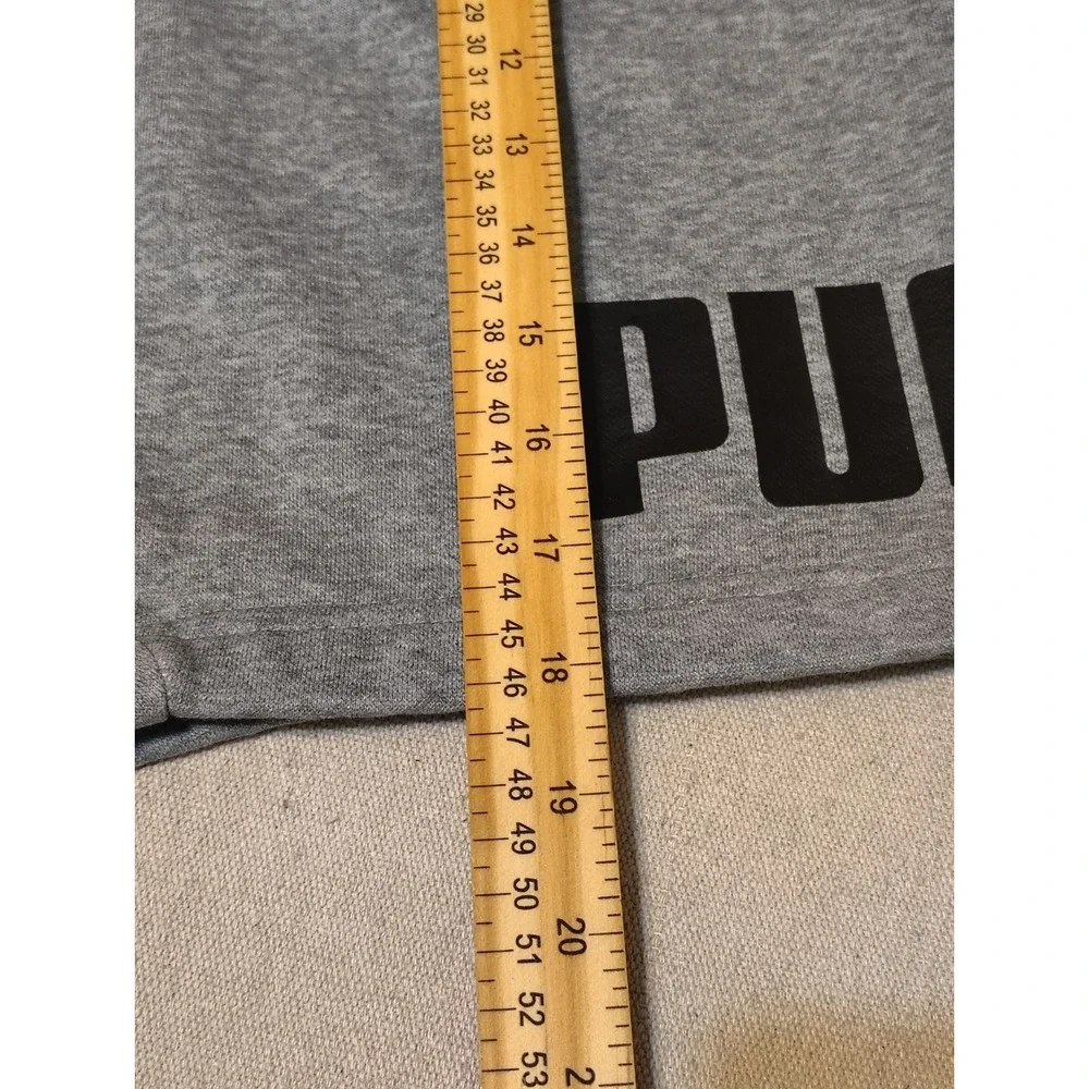 Puma Athletic Shorts Fleece Heavy Gray Big Logo Athletic Casual Size Small‎ 7